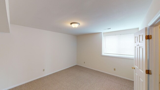 Photo - Muirfield Apartments