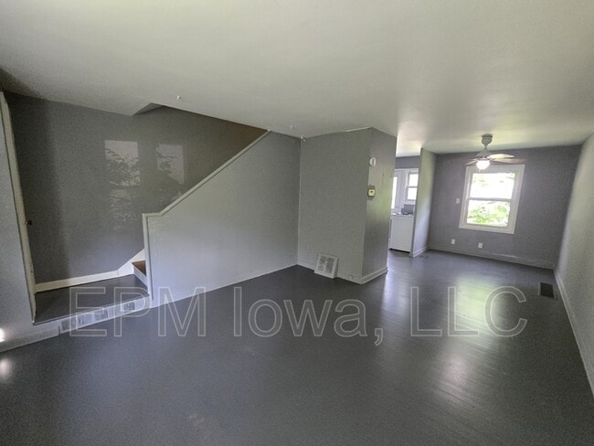Photo - 221 Madison St