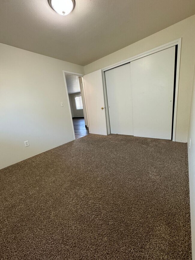 Photo - 108-112 E. Beech St. Yakima, WA 98901 Unidad 108
