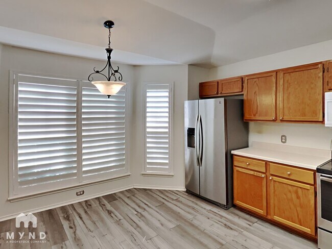 Photo - 4611 Echo Lake Dr