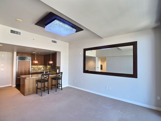 Photo - Luxury 1 Bedroom Condo at Axis on the 20th Floor – Custom Finishes Throughout, Beautiful Views! Unit 2006