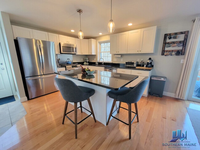 Photo - 37 Barberry Creek Rd