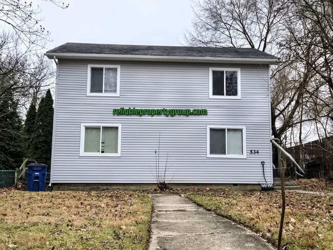 Building Photo - 534 E Bradford St Unit #2