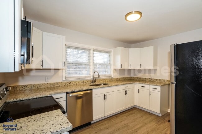 Photo - Beautifully Updated East Brainerd Home with Fenced Yard & Bonus Room