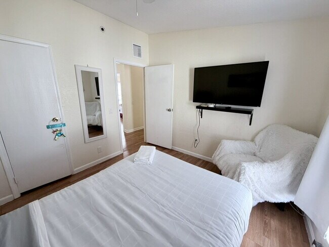 "Available Room in Shared Accommodation"