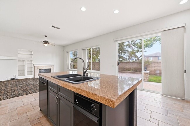 Photo - 5643 Willowmere Ln