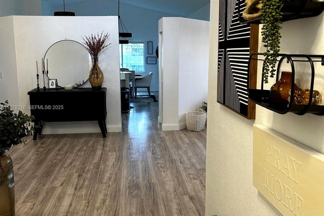 Photo - 13221 SW 53rd St