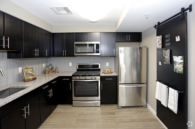 Kitchen - Hawthorne Square