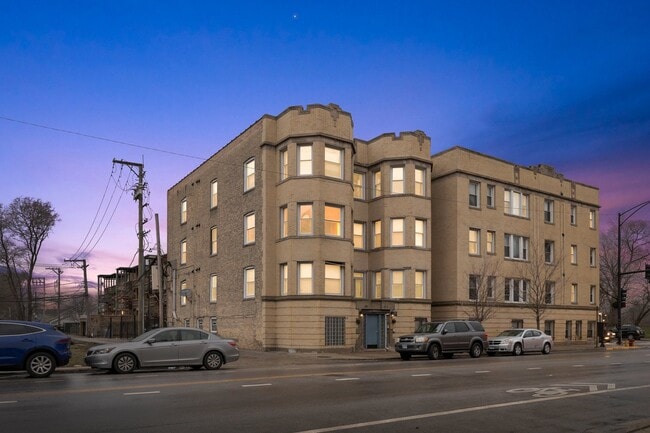 Building Photo - 3806 W Washington Blvd Unit DG Rental