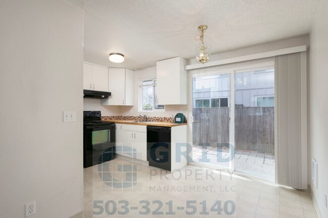 2 Bedroom Apartment Available in SW Portla... - 2 Bedroom Apartment Available in SW Portla... Unit 7045
