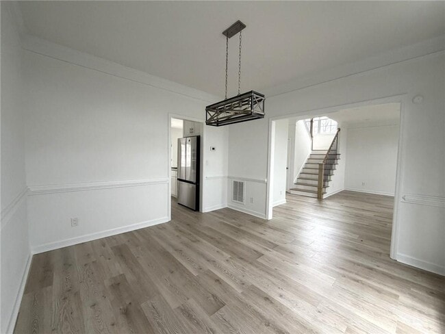 Photo - 4865 Chesterfield Ct