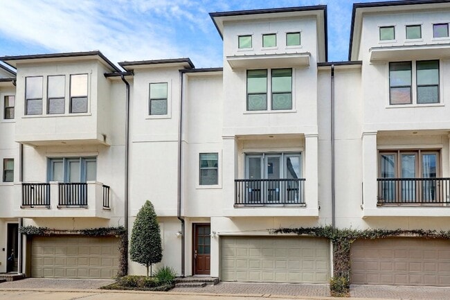 Building Photo - 8906 Lakeshore Bend Dr