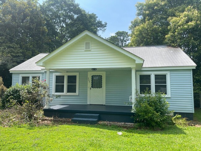 NEWLY RENOVATED HOME AVAILABLE AUGUST 2025! - NEWLY RENOVATED HOME AVAILABLE AUGUST 2025!