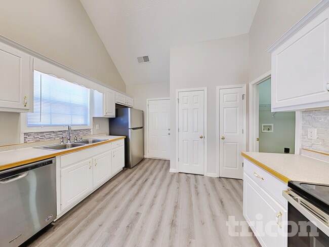 Photo - 70 Home Pl Dr