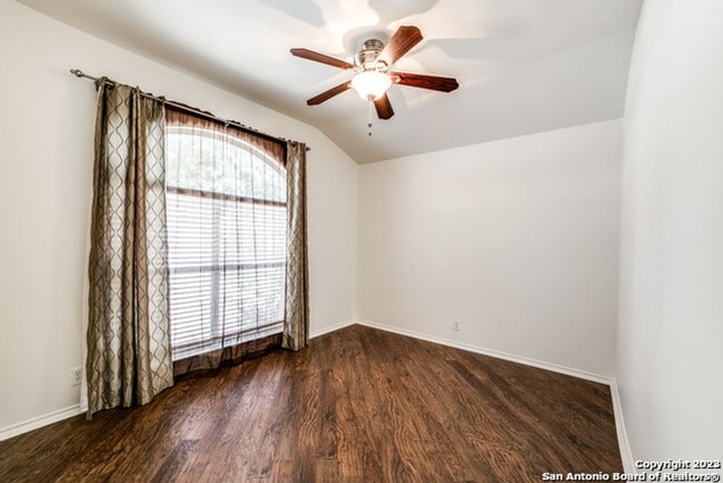 Photo - Stylish & Spacious 3-Bedroom Home Perfect for Students and Families