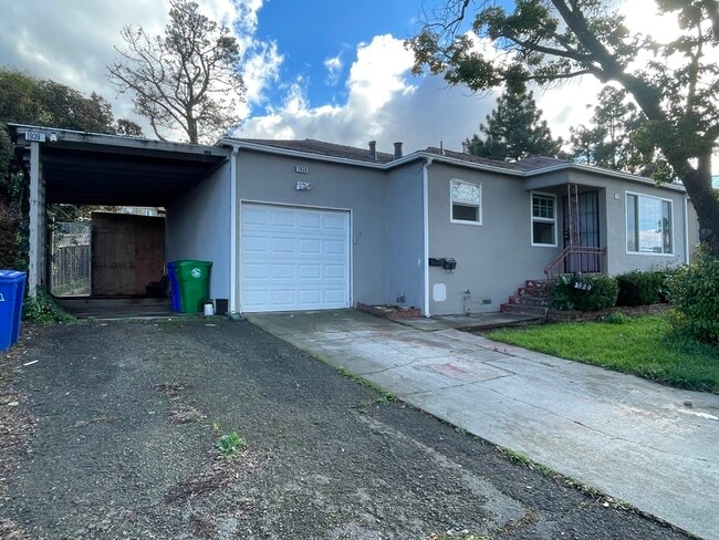 Photo - 1939 Hill Ave