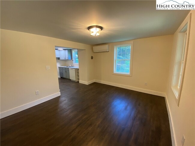 Photo - 503 Von Turner Rd