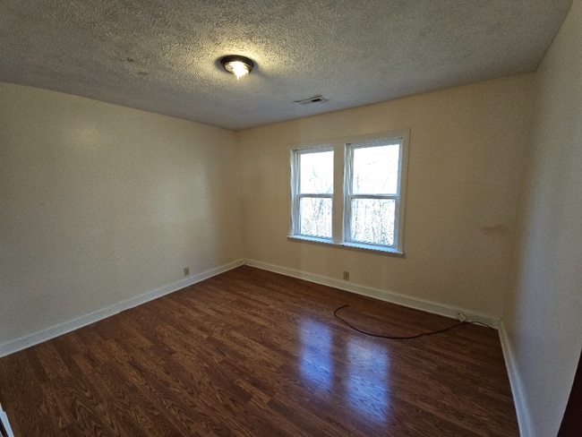 Photo - 710 Vista Dr