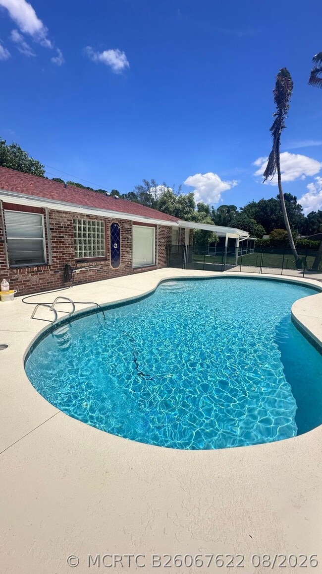 Photo - 8102 Pioneer Rd