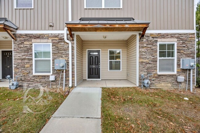 Photo - CHIC HARBISON GROVE TOWNHOME - PRIME LOCATION