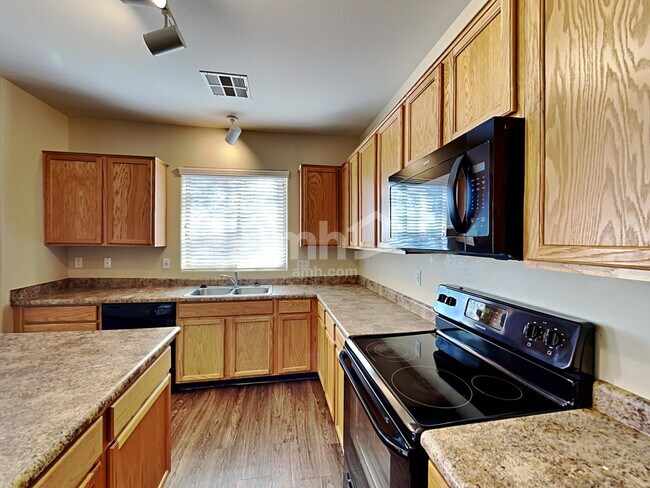 Photo - 2063 S Starling Dr