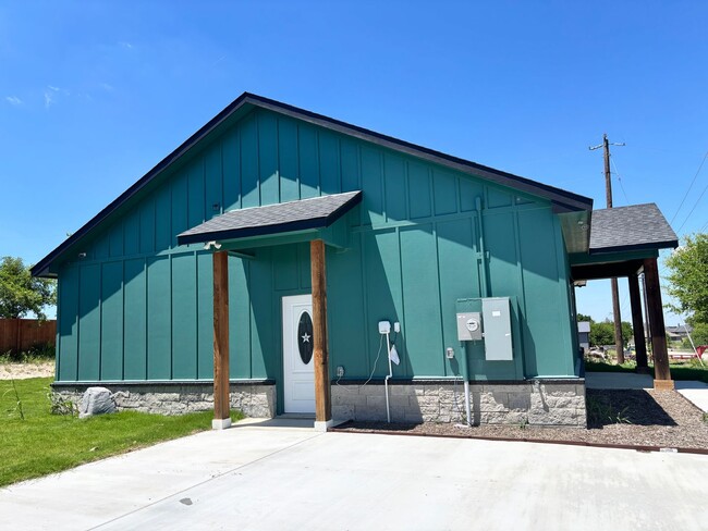 Building Photo - Brand New Construction | 3BD + Office | 2BA | Azle, TX