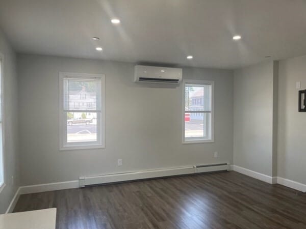 Photo - 129 Pleasant St Unit 2
