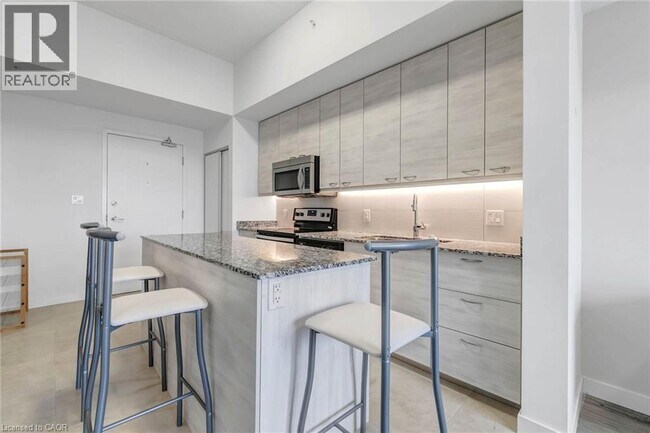 Photo - 280 Lester St Unit 812