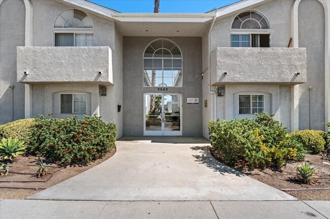 Building Photo - 9660 Sepulveda Blvd Rental