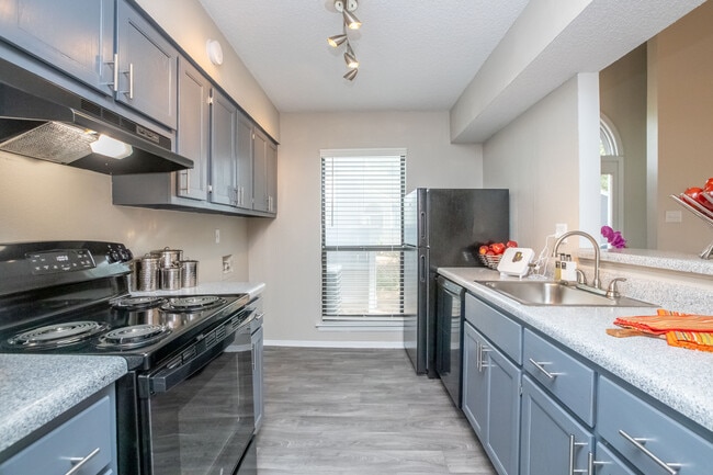 Photo - The Park at New Castle