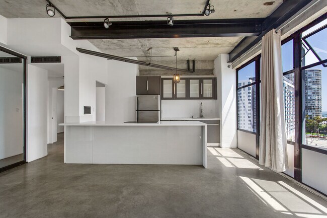 Photo - 100 Atlantic Ave