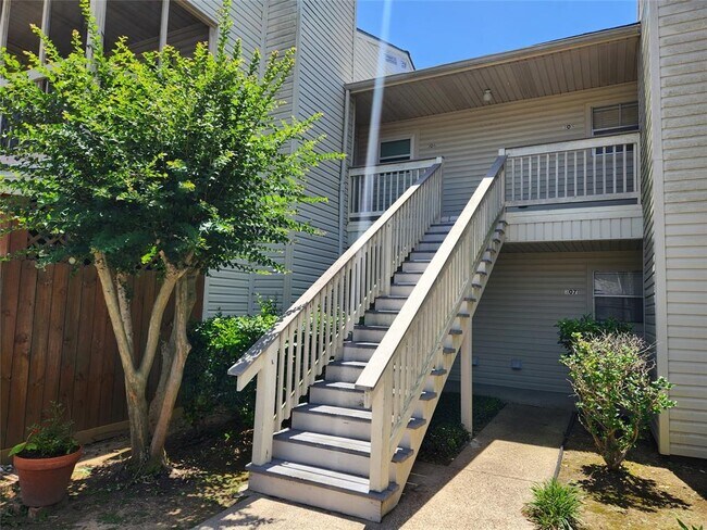 Photo - 7600 Emmett F Lowry Expy Condo Unit 306