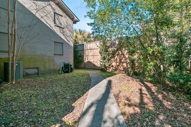 Photo - 552 Savannah Hwy