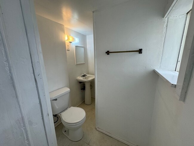 Photo - 309 S Gibby Rd