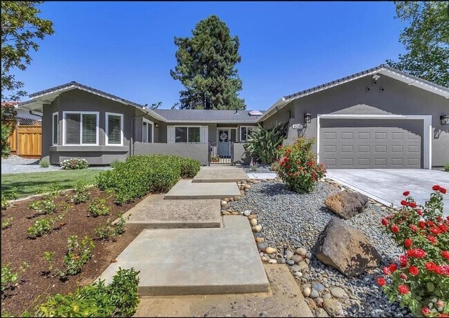 Building Photo - 6201 Paso Los Cerritos Rental