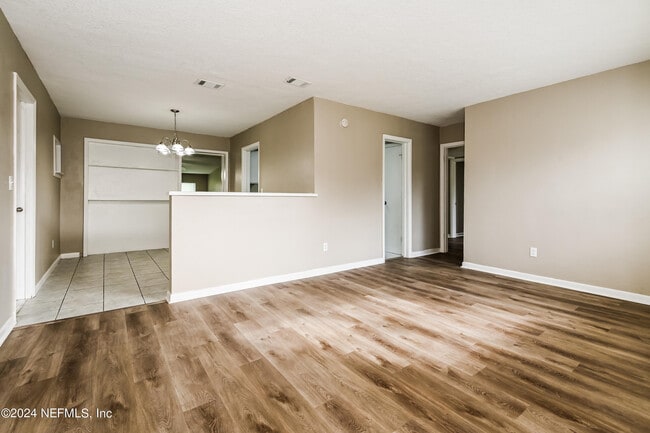 Photo - 2536 Emily Ln