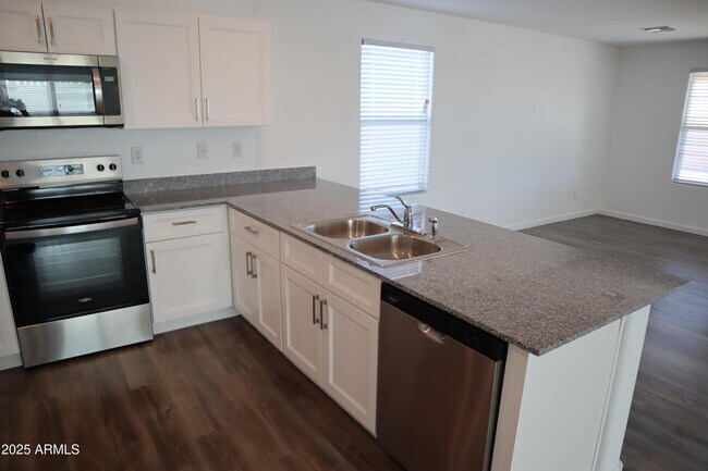 Photo - 1267 W Flowstone Trl