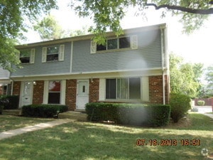 Building Photo - 114 Jamestown Ln Rental