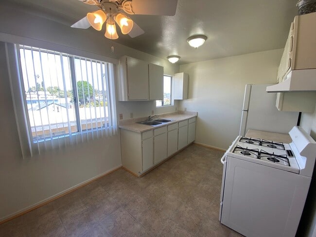 Photo - 3671 Veteran Avenue,