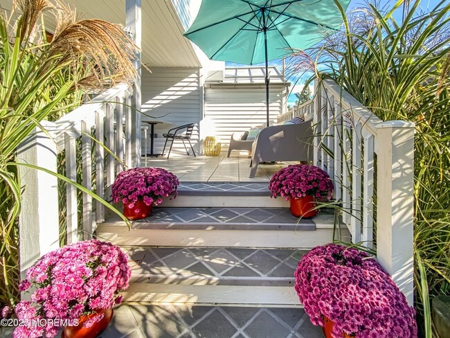 Photo - 110 Curtis Pl