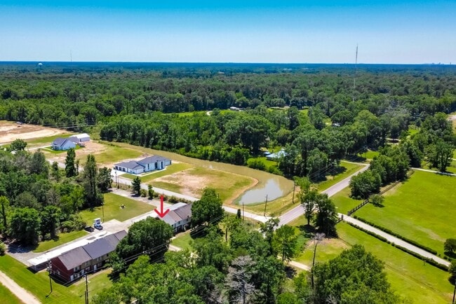 Photo - 16382 Hooper Rd Unit A1