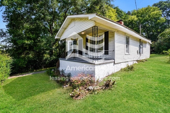 Building Photo - 907 47th Way S