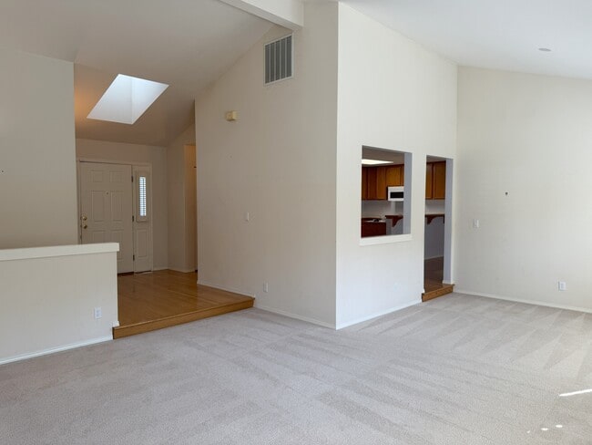 Photo - 7825 Amethyst Loop NW