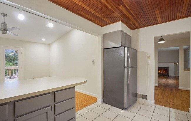 Photo - 7824 Ridgewood Dr