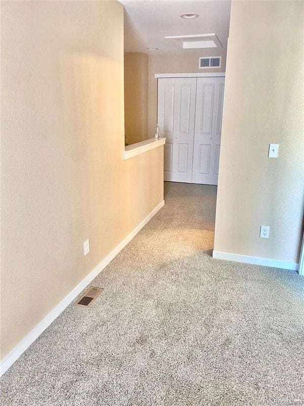 Photo - 283 S 4th Ct