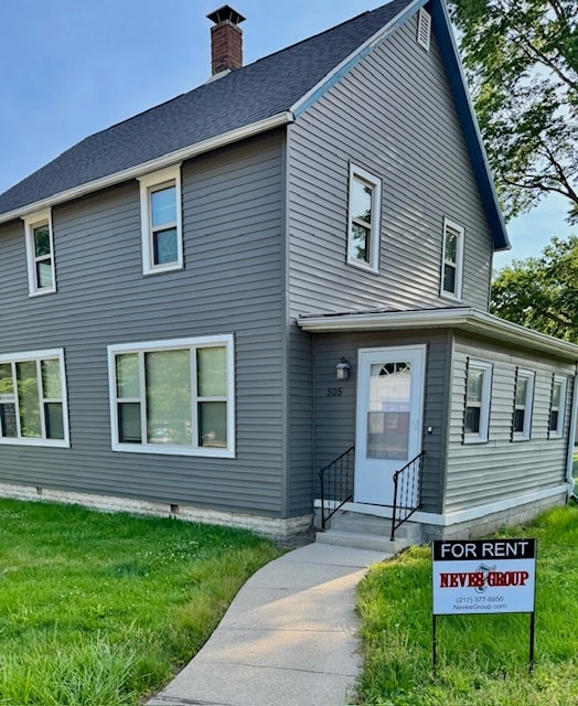 Photo - 505 E Oak St