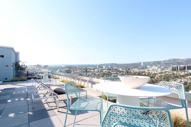 Blu Beverly Hills
