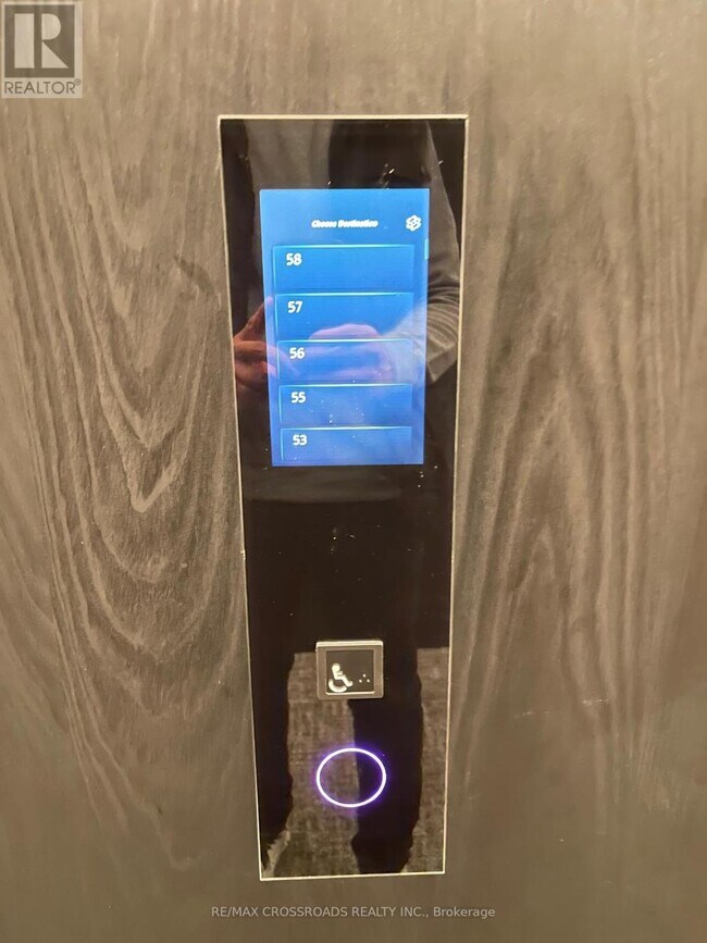 Photo - 88 Queen St E Unit 2012