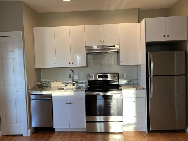 Photo - 1084 Dorchester Ave Apartments Unit 2