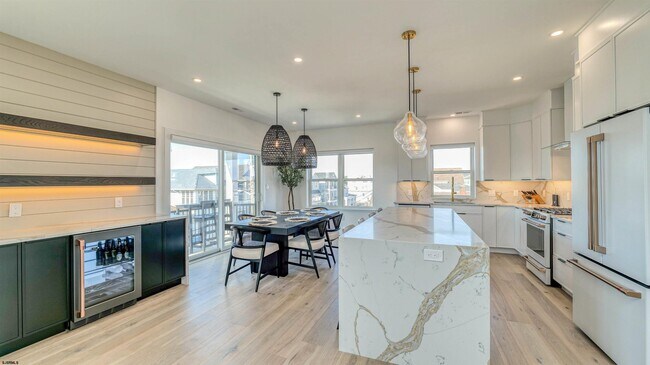 Photo - 107 N New Haven Ave Unit 2